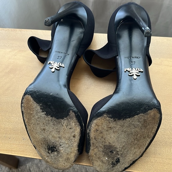 Prada Heels - size 37 - Picture 5 of 7